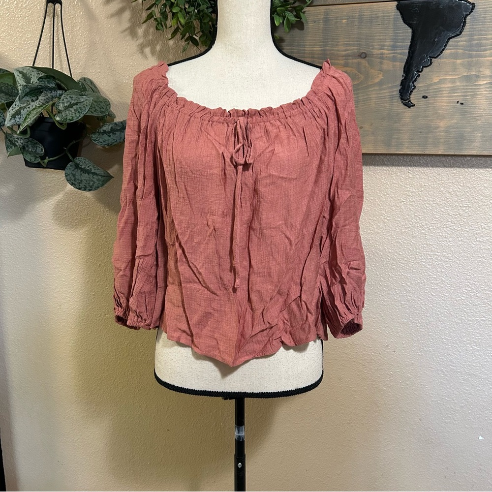 All In Favor Rusty Rose Peasant Blouse – Size Small